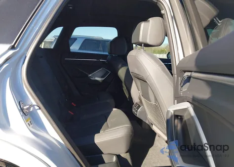 2020 Audi Q3 Premium 45 Tfsi S Line Quattro Tiptronic from USA, damaged, VIN WA1DECF30L1052193